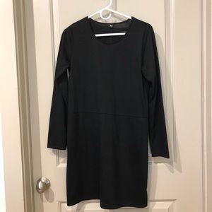 Uniqlo black dress, size medium
